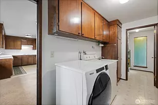 2321 Vista View Dr, Tacoma, WA 98406 - Photo 28