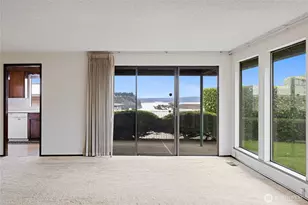 2321 Vista View Dr, Tacoma, WA 98406 - Photo 8