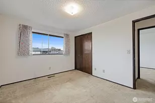 2321 Vista View Dr, Tacoma, WA 98406 - Photo 20