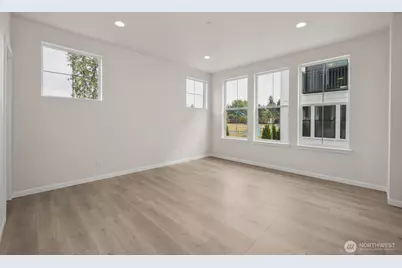12087 127th Avenue E #56, Puyallup, WA 98374 - Photo 6