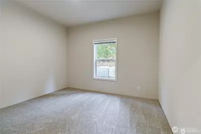 8942 W McKenna Falls Rd W, Bremerton, WA 98312 - Photo 4