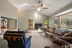 14107 97th Ave NE, Kirkland, WA 98034 - Photo 4