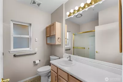 22519 SE 38th Terrace #1423, Issaquah, WA 98029 - Photo 16