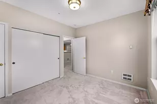 22519 SE 38th Terrace, Issaquah, WA 98029 - Photo 14