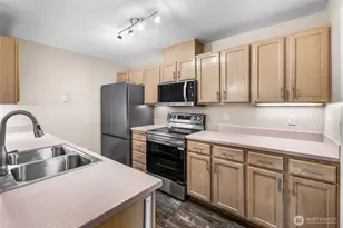 22519 SE 38th Terrace, Issaquah, WA 98029 - Photo 4