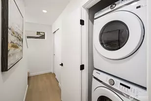 937 N 87th St, Seattle, WA 98103 - Photo 20