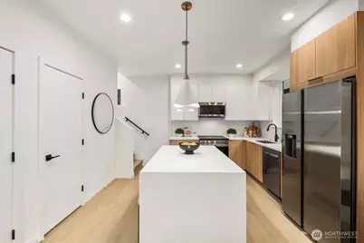 937 N 87th Street #A, Seattle, WA 98103 - Photo 6