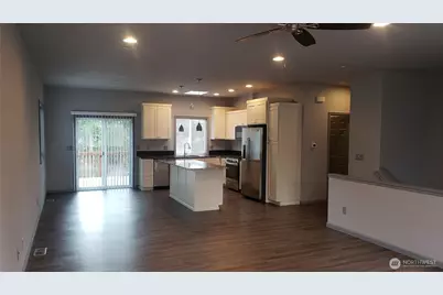 26568 221st Place SE, Maple Valley, WA 98038 - Photo 2