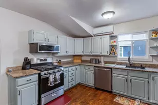 803 Elizabeth St, Kelso, WA 98626 - Photo 10