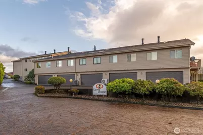 1310 River Road #9, Longview, WA 98632 - Photo 4