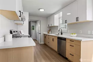 2125 N Highland St, Tacoma, WA 98406 - Photo 10