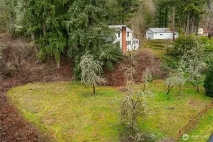 23203 Upper Dorre Don Way SE, Maple Valley, WA 98038 - Photo 26