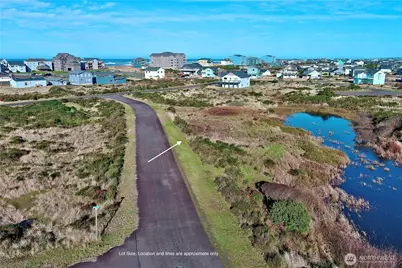 476 Sea View Street SW, Ocean Shores, WA 98569 - Photo 2