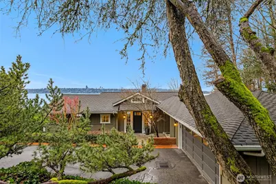 1810 NE 73rd Avenue NE, Medina, WA 98039 - Photo 4