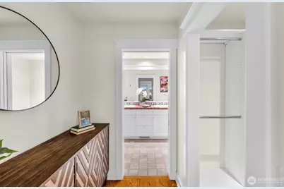 1810 NE 73rd Avenue NE, Medina, WA 98039 - Photo 18