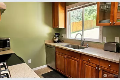 17017 10th Avenue NE, Shoreline, WA 98155 - Photo 6