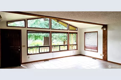 17017 10th Avenue NE, Shoreline, WA 98155 - Photo 2
