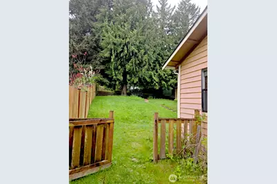 17017 10th Avenue NE, Shoreline, WA 98155 - Photo 10