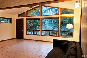 17017 10th Ave NE, Shoreline, WA 98155 - Photo 4