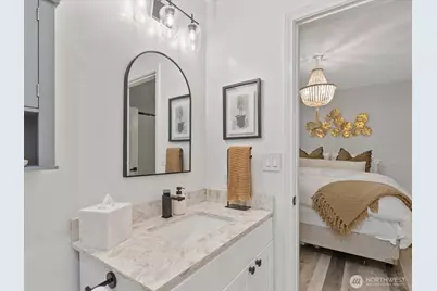 455 Newport Way NW #302, Issaquah, WA 98027 - Photo 12