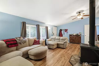 18125 Dew Drop Lane NW, Poulsbo, WA 98370 - Photo 4