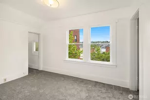 2031 Eastlake Ave E, Seattle, WA 98102 - Photo 16