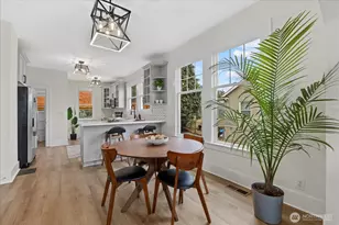 3252 13th Ave W, Seattle, WA 98119 - Photo 8