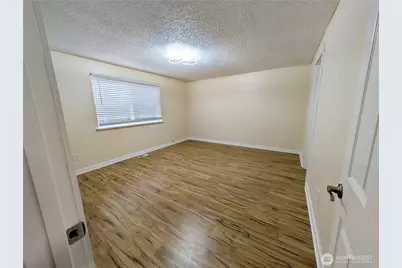 11823 150th Street Ct E, Puyallup, WA 98374 - Photo 12