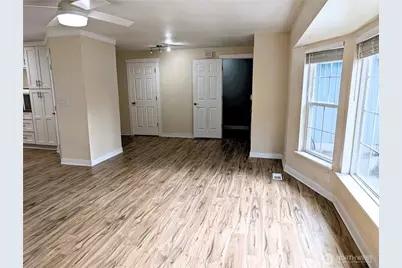 11823 150th Street Ct E, Puyallup, WA 98374 - Photo 10