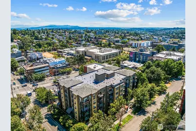 412 11th Avenue #206, Seattle, WA 98122 - Photo 26