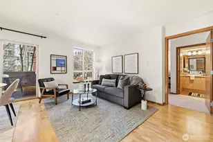 412 11th Ave, Seattle, WA 98122 - Photo 6