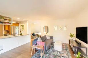 732 11th Ave E, Seattle, WA 98102 - Photo 8