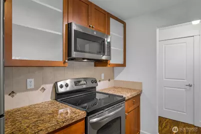 300 N 130th Street #7203, Seattle, WA 98133 - Photo 12