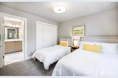 8021 NE 127th Lane, Kirkland, WA 98034 - Photo 32