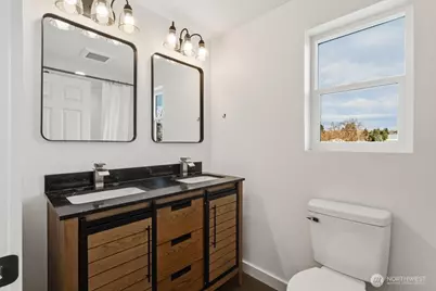 409 E Okanogan Avenue, Chelan, WA 98816 - Photo 20
