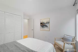 500 Aloha St, Seattle, WA 98109 - Photo 18