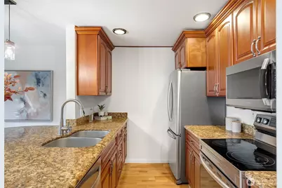 500 Aloha Street #211, Seattle, WA 98109 - Photo 12