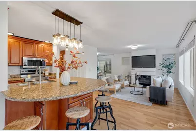 500 Aloha Street #211, Seattle, WA 98109 - Photo 10