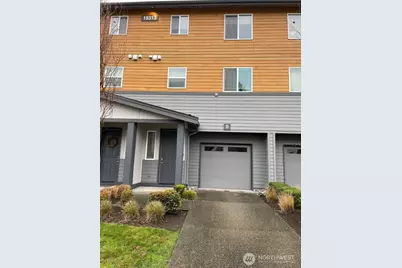 19313 35th Drive SE #D, Bothell, WA 98012 - Photo 1