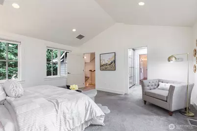 7626 NE 8th Street, Medina, WA 98039 - Photo 24