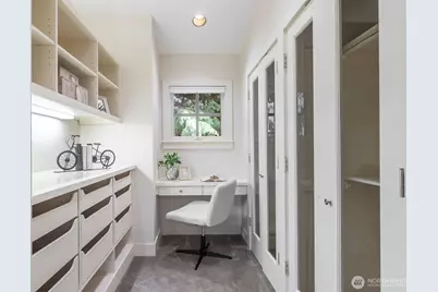 7626 NE 8th Street, Medina, WA 98039 - Photo 28