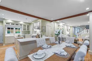 7626 NE 8th St, Medina, WA 98039 - Photo 12