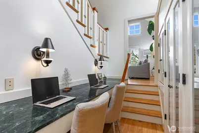 7626 NE 8th Street, Medina, WA 98039 - Photo 8