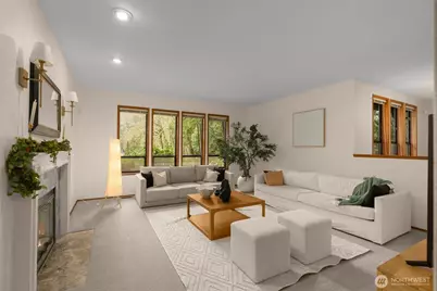 18557 W Lake Desire Drive SE, Renton, WA 98058 - Photo 4