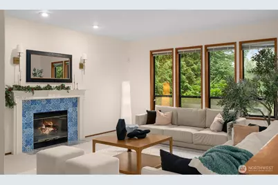 18557 W Lake Desire Drive SE, Renton, WA 98058 - Photo 6