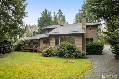 18557 W Lake Desire Drive SE, Renton, WA 98058 - Photo 32