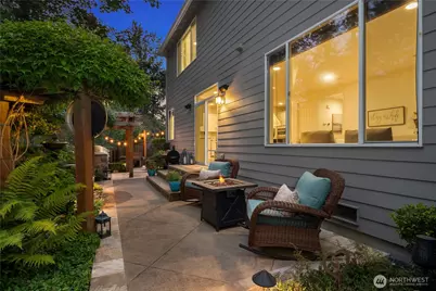 1111 272nd Place SE, Sammamish, WA 98075 - Photo 38