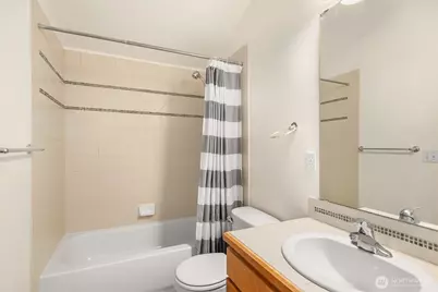 11708 Greenwood Avenue N #A, Seattle, WA 98133 - Photo 20