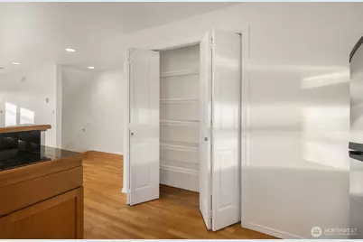 11708 Greenwood Avenue N #A, Seattle, WA 98133 - Photo 6