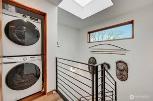 209 12th Ave E, Seattle, WA 98102 - Photo 36